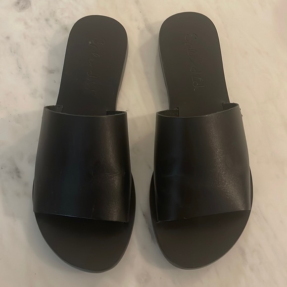 Splendid Shoes - Splendid 100% Leather Slide Sandals - Black